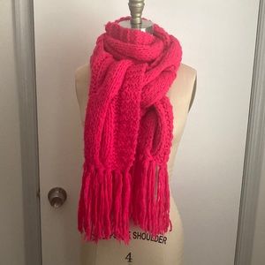 Bright Pink Chunky Knit Winter Scarf